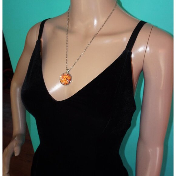 Vintage Honey Bee & Hive Necklace Pendant nature lover boho hippie retro chain - Picture 4 of 14